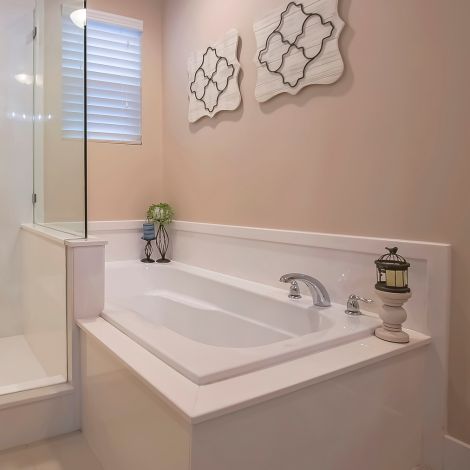 Tipos de bañeras. Bañera empotrada